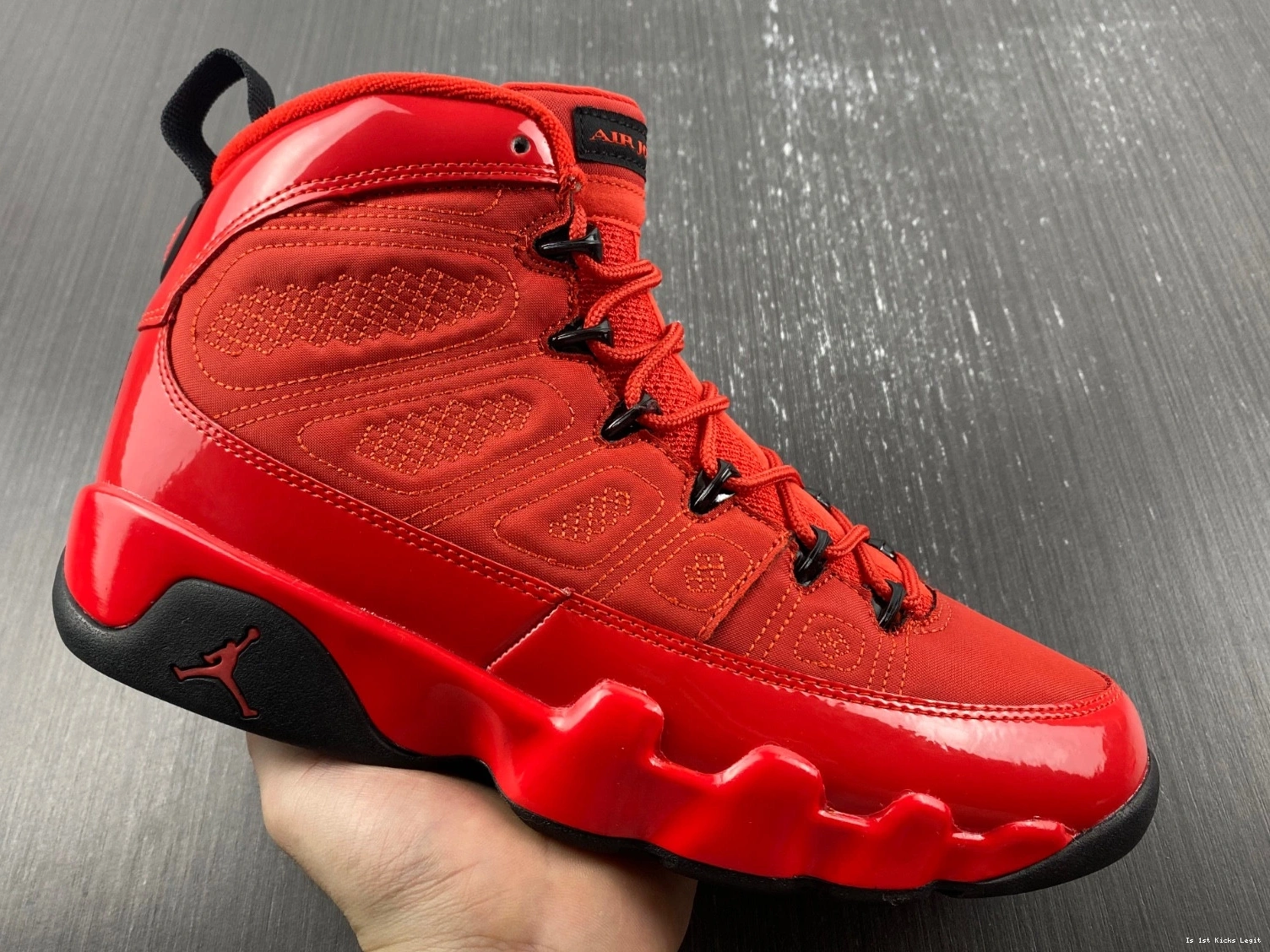 Jordan  CT8019-600 'Chile 9 Air Red' 0224